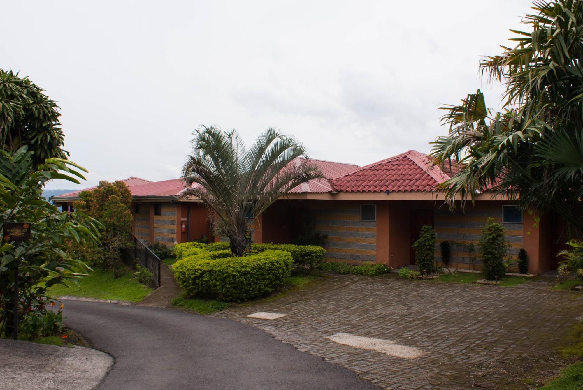 Hotel Linda Vista La Fortuna Exterior photo