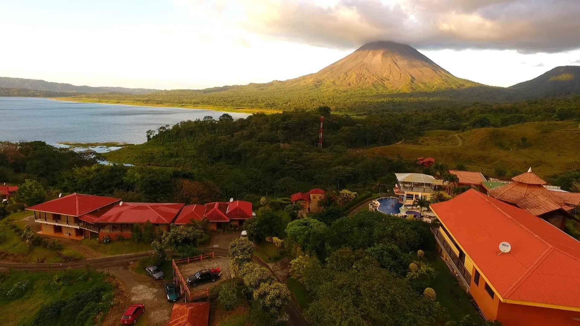 Hotel Linda Vista La Fortuna Exterior photo